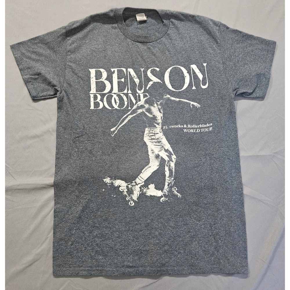 Benson Boone T-Shirt Men Size M Gray Rollerblades World Tour Graphic